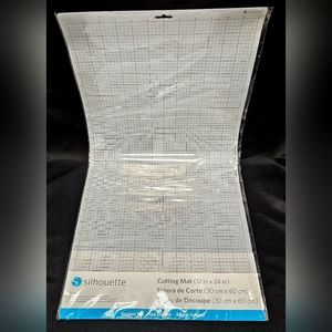 1️⃣ Silhouette CAMEO 12"X24" Standard Tack Cutting Mat